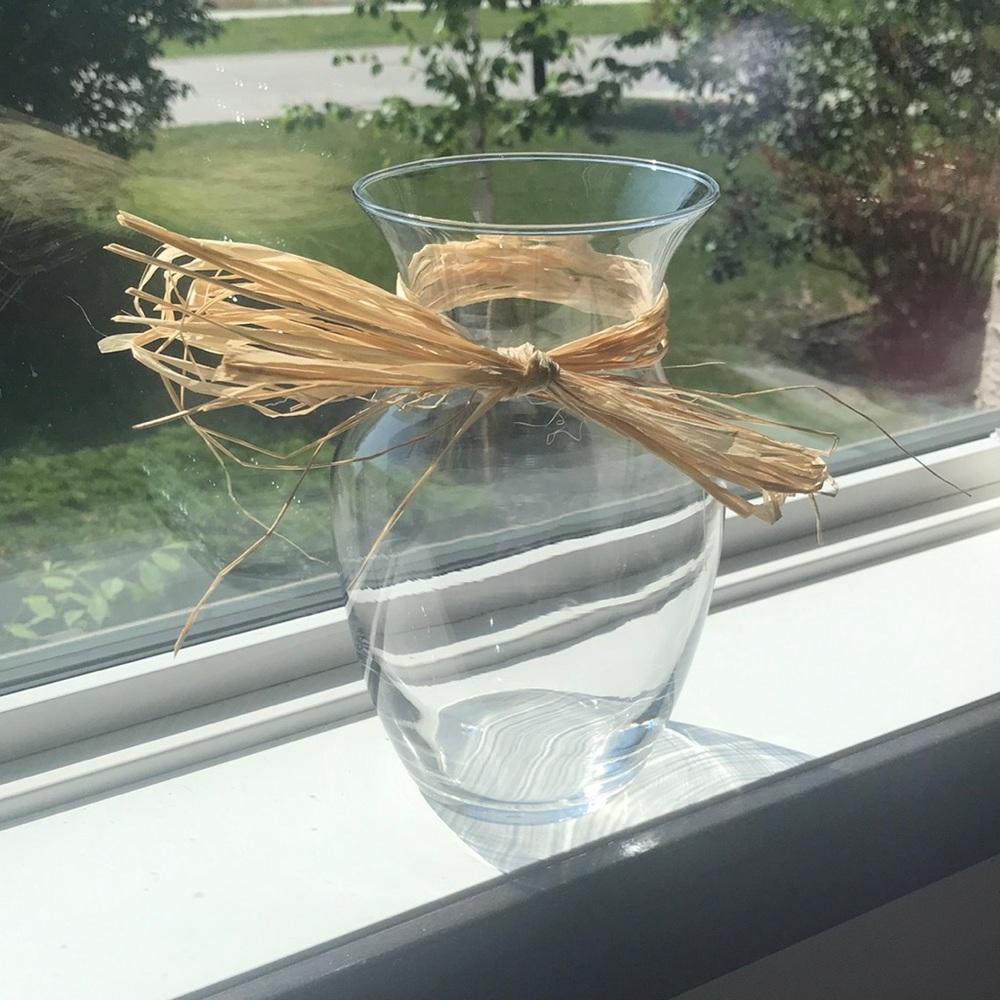 Clear Glass Vase with Raffia Bow